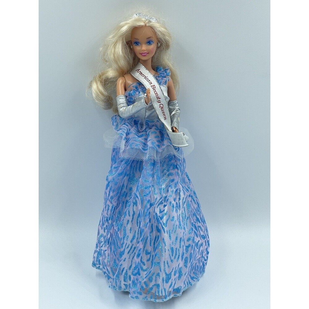 1991 American Beauty Queen Barbie #3137 W Earrings, Crown, Sash, Arm Warmers-📸
